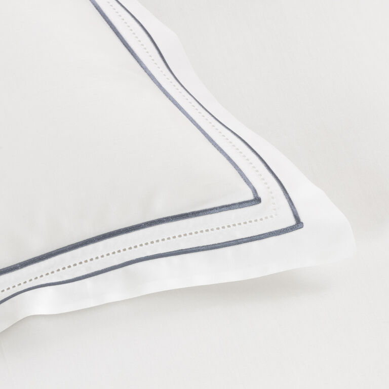 slide 3 Elegance Duvet Cover Set