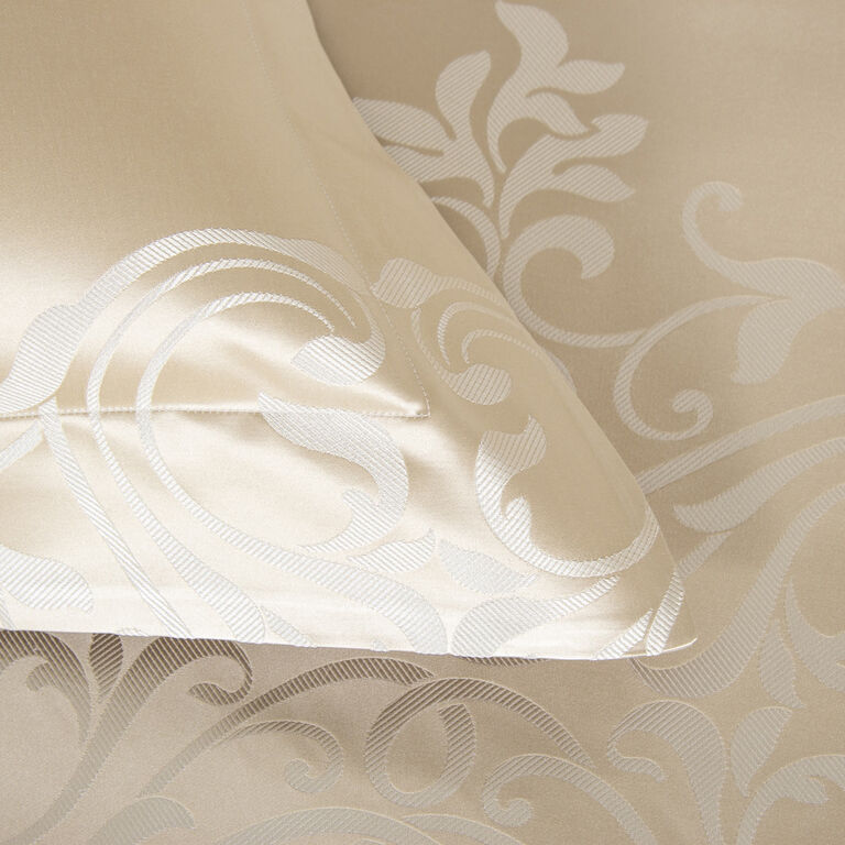 slide 3 Ornate Medallion Euro Sham