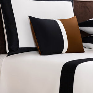 slide 2 Bold Boudoir