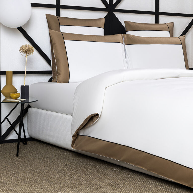 slide 2 Linear Duvet Cover Set