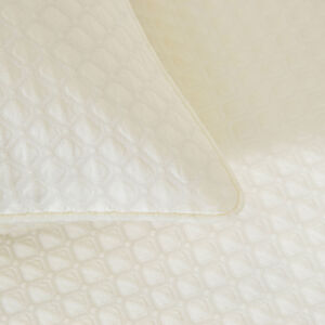 slide 3 Illusione Decorative Pillow