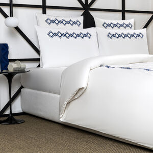 slide 2 Twist Embroidery Duvet Cover
