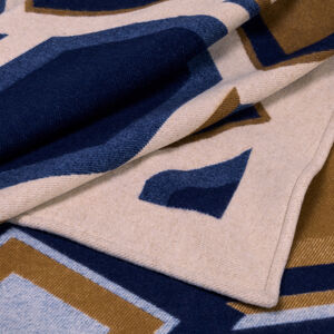 slide 3 Deco Throw 003 
