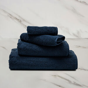 slide 1 Unito Guest Towel