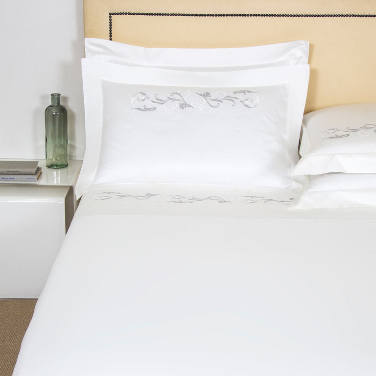 slide 2 Tracery Embroidered Sheet Set