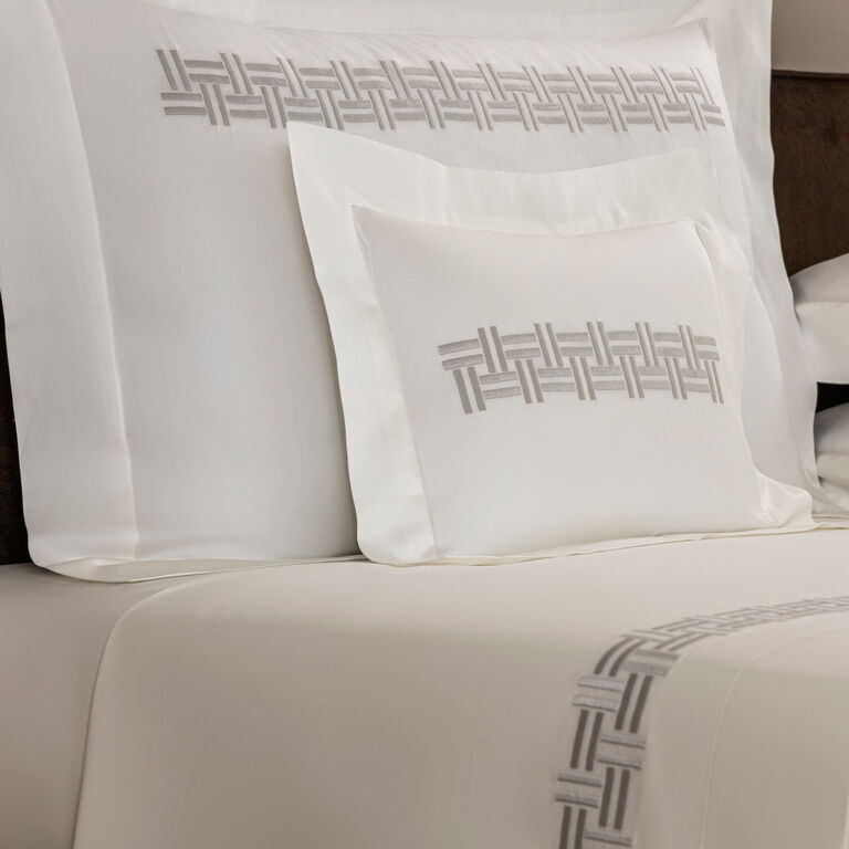slide 2 Basket Weave Ricamo Boudoir
