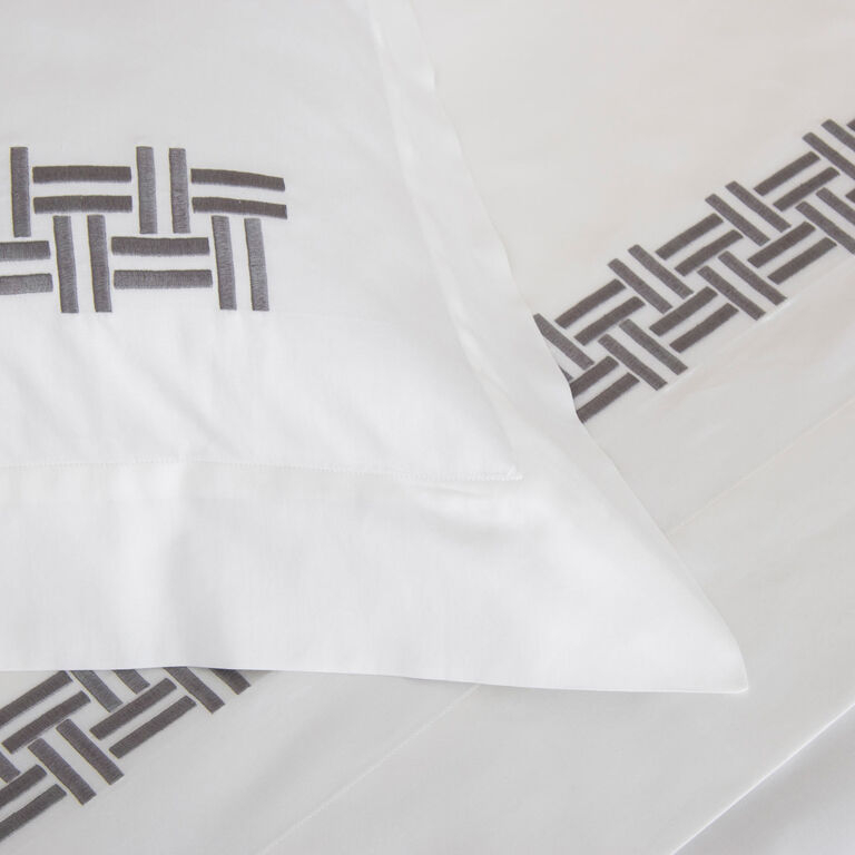 slide 3 Basket Weave Ricamo Completo Letto