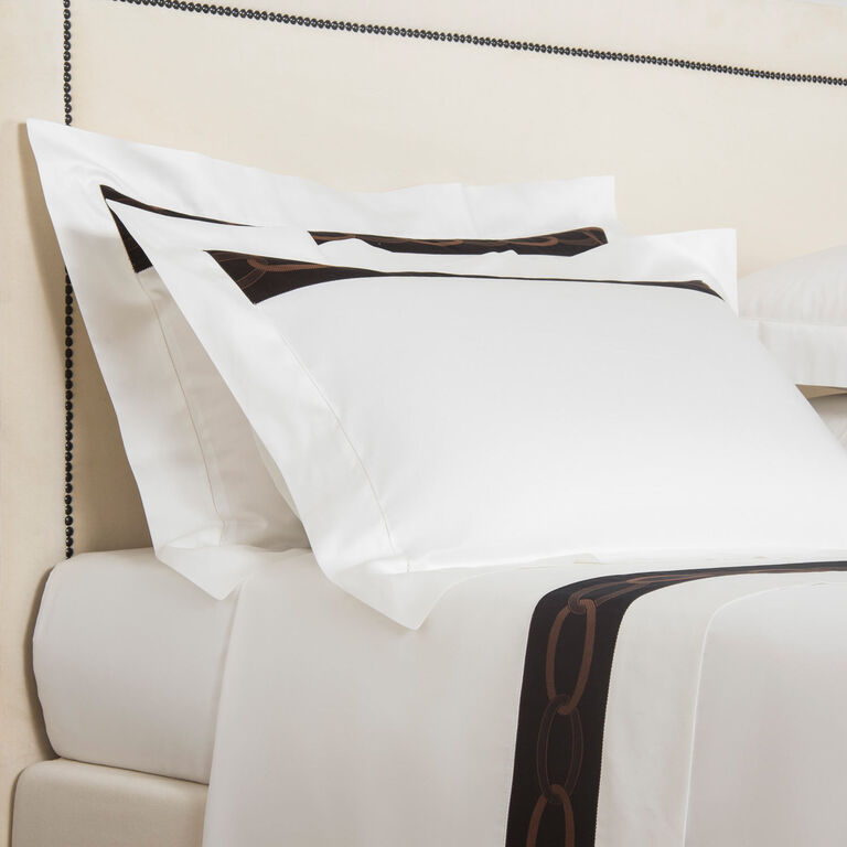 slide 2 Chains Border Sham