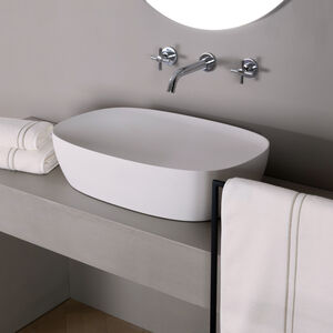 slide 2 Layering Embroidery Serviette Invit&eacute;