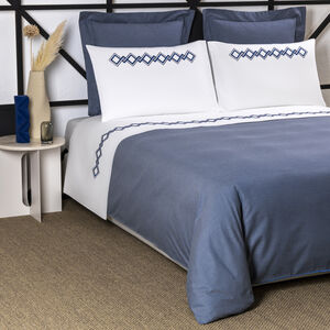slide 4 Shirting Euro Sham