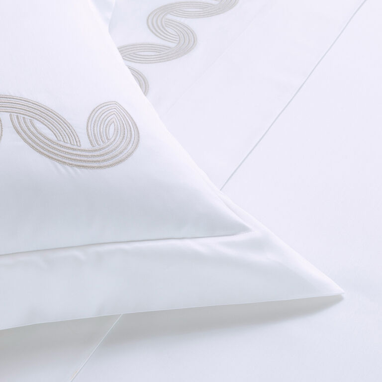 slide 3 Grace Avant Garde Embroidery Completo Letto