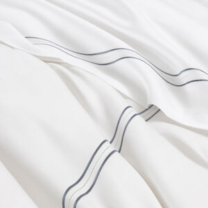 slide 5 Elegance Duvet Cover Set