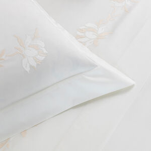 slide 3 Peonia Embroidered Euro Sham