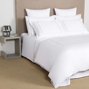 slide 3 Greenville Bedspread