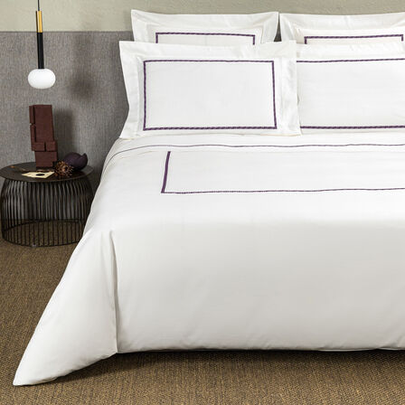 Affinity Embroidered Housse de Couette
