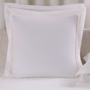 slide 1 Balance Lace Taie D'Oreiller Carr&eacute;