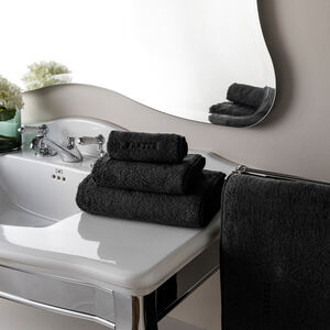 slide 4 Unito Bath Sheet