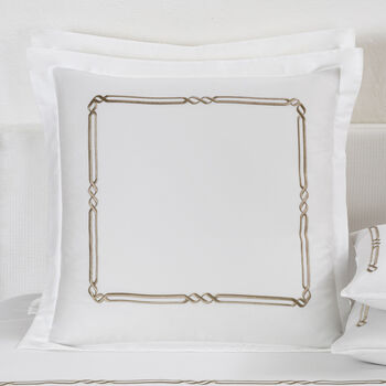Frame Embroidery Federa Quadrata