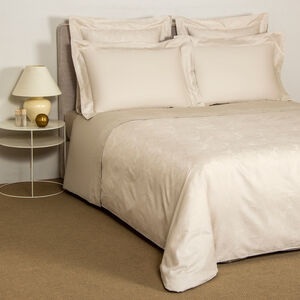 slide 4 Lilium Euro Sham