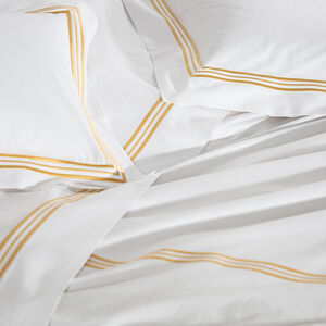 slide 4 Triplo Bourdon Quadratischer Kissenbezug