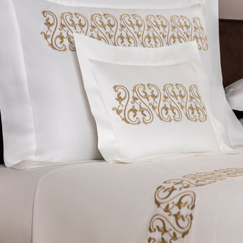 Ornate Medallion Ricamo Boudoir
