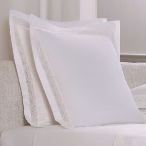 slide 2 Balance Lace Taie D'Oreiller Carr&eacute;