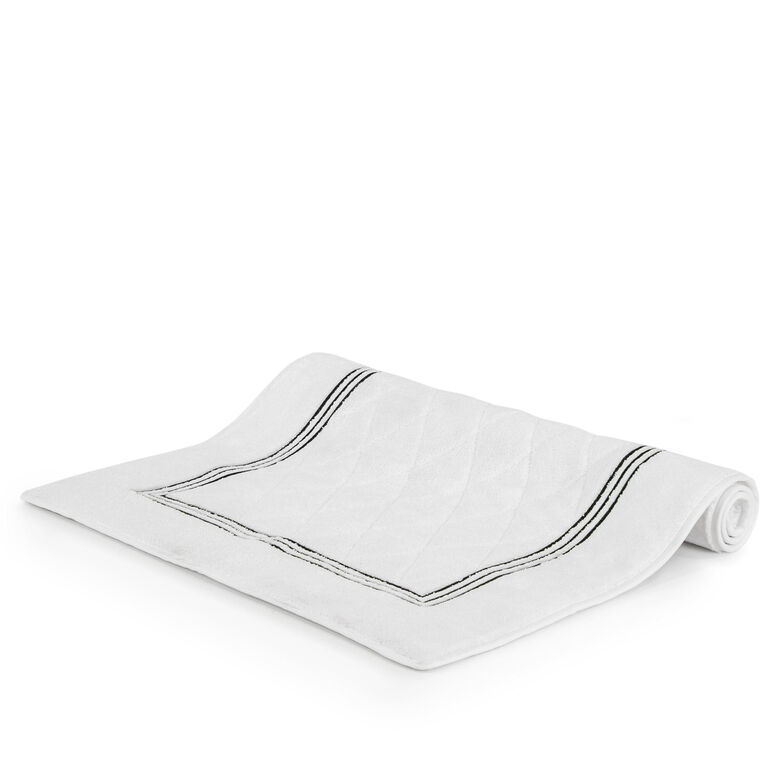 slide 1 Triplo Bourdon Bath Mat
