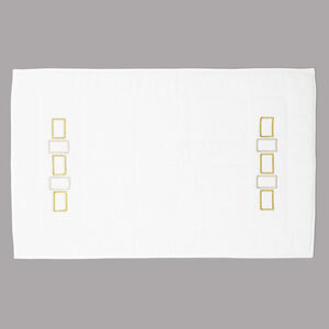 slide 2 Bold Bicolor Embroidery Tappeto