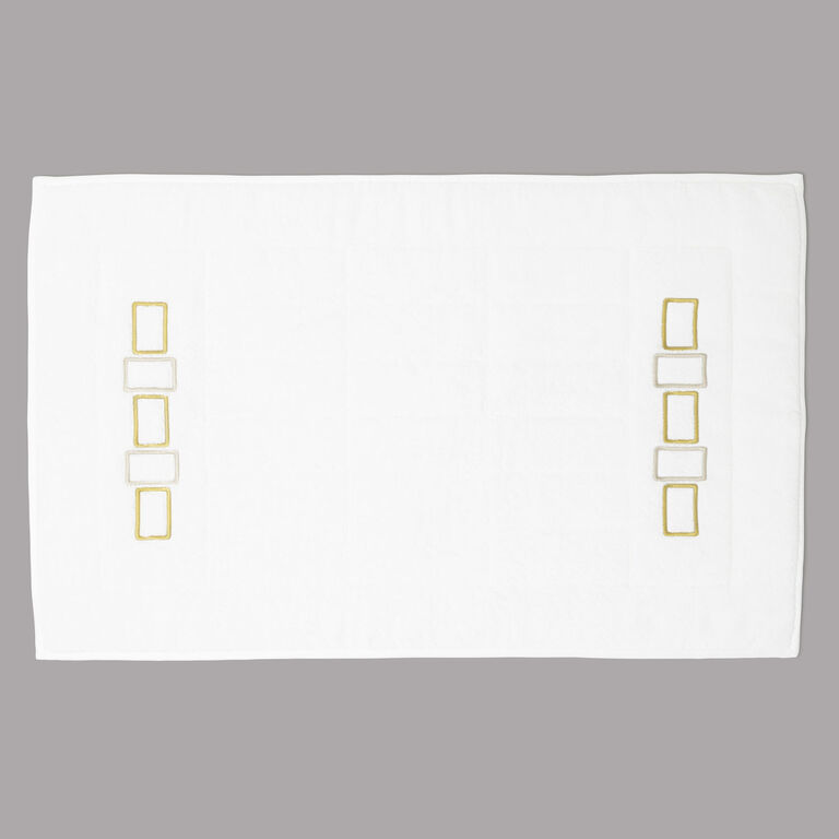 slide 2 Bold Bicolor Embroidery Tappeto