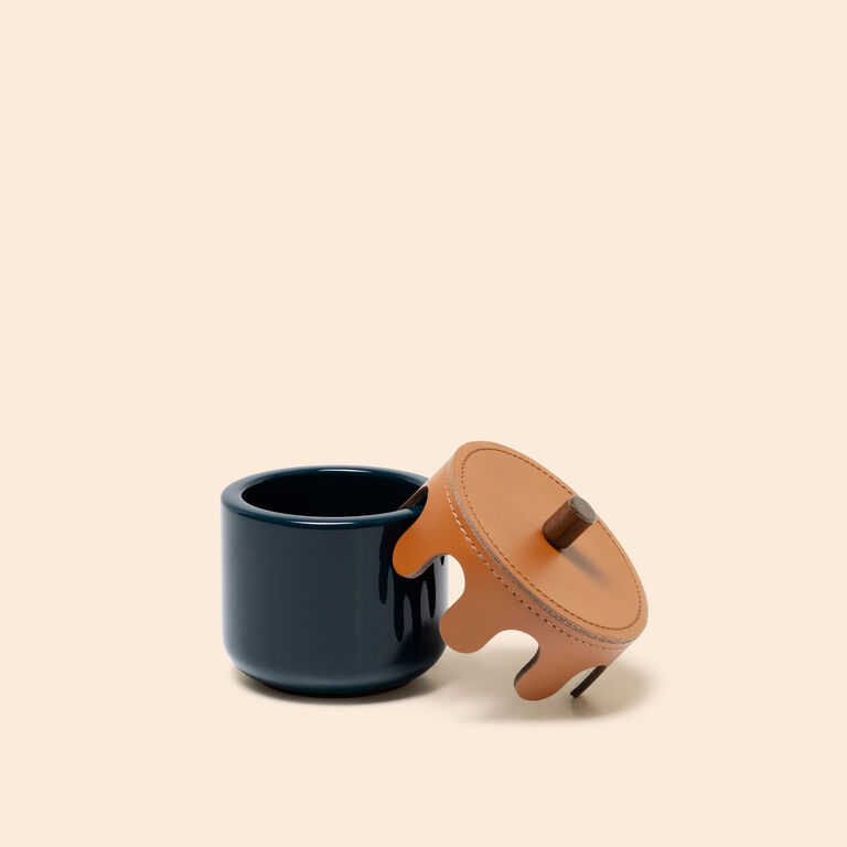 slide 2 Modernism Lackiertes Gef&auml;&szlig; S