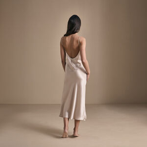slide 3 Cascade Camicia da Notte Lunga