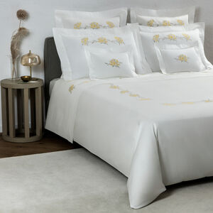 slide 4 Peonia Ricamo Completo Letto