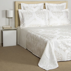 slide 4 Ornate Medallion Lightquilt