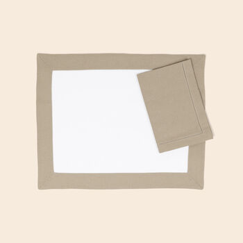 Artistry Ajour Set aus Tischsets und Servietten