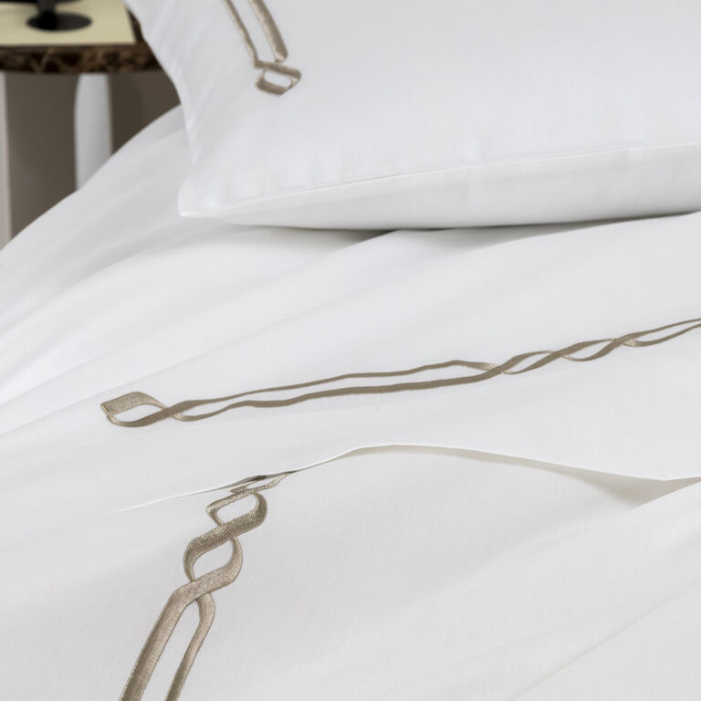 slide 5 Frame Embroidery Completo Letto