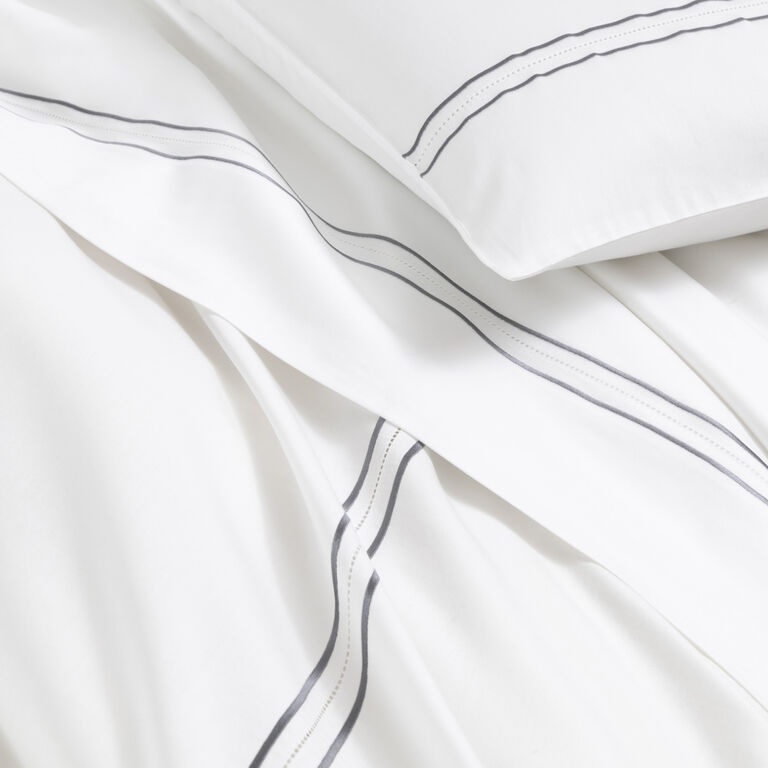 slide 5 Elegance Euro Sham