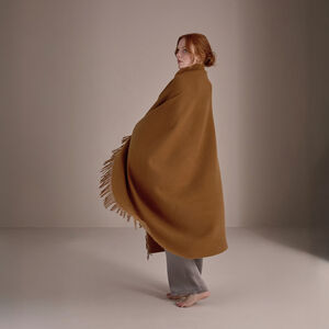slide 4 Pure Cashmere Throw