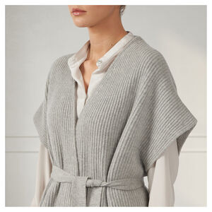 slide 4 Hugme Jacket