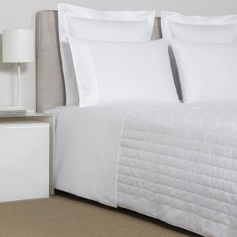 slide 2 Terragona Light Quilt