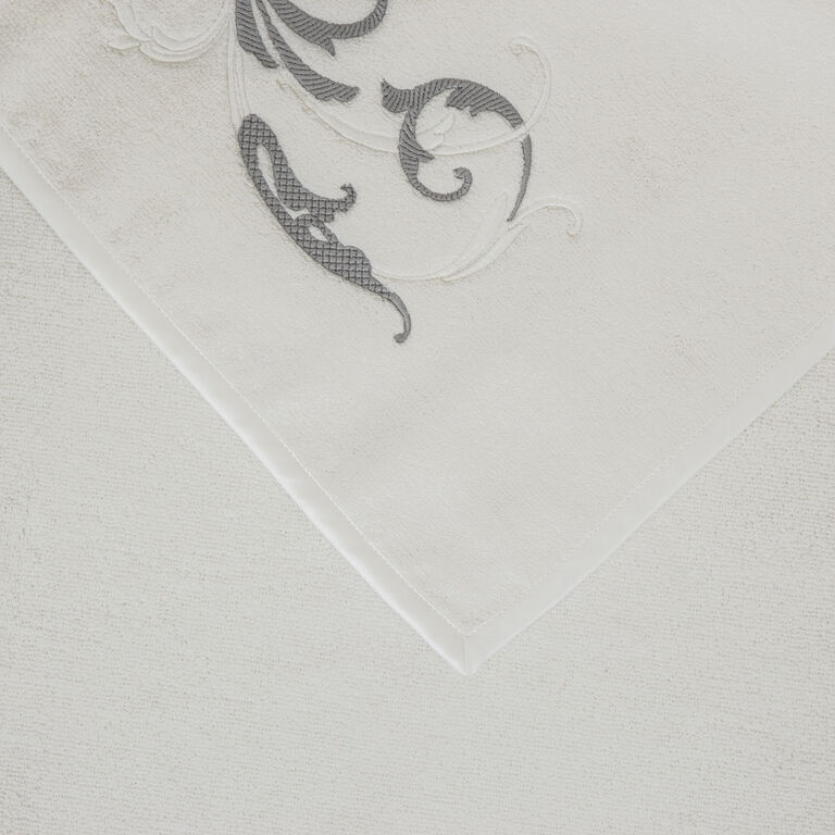 slide 2 Tracery Embroidered Guest Towel