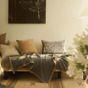 Explore Frette's Curated Gifting Selection