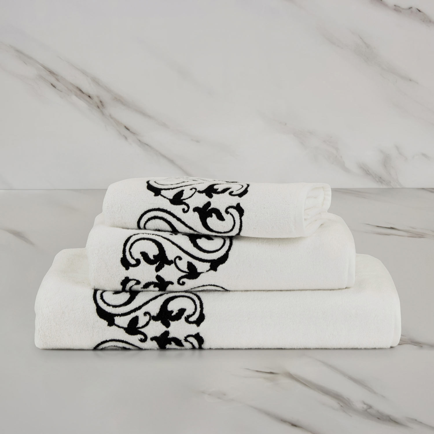 Ornate Medallion Embroidered Guest Towel Frette