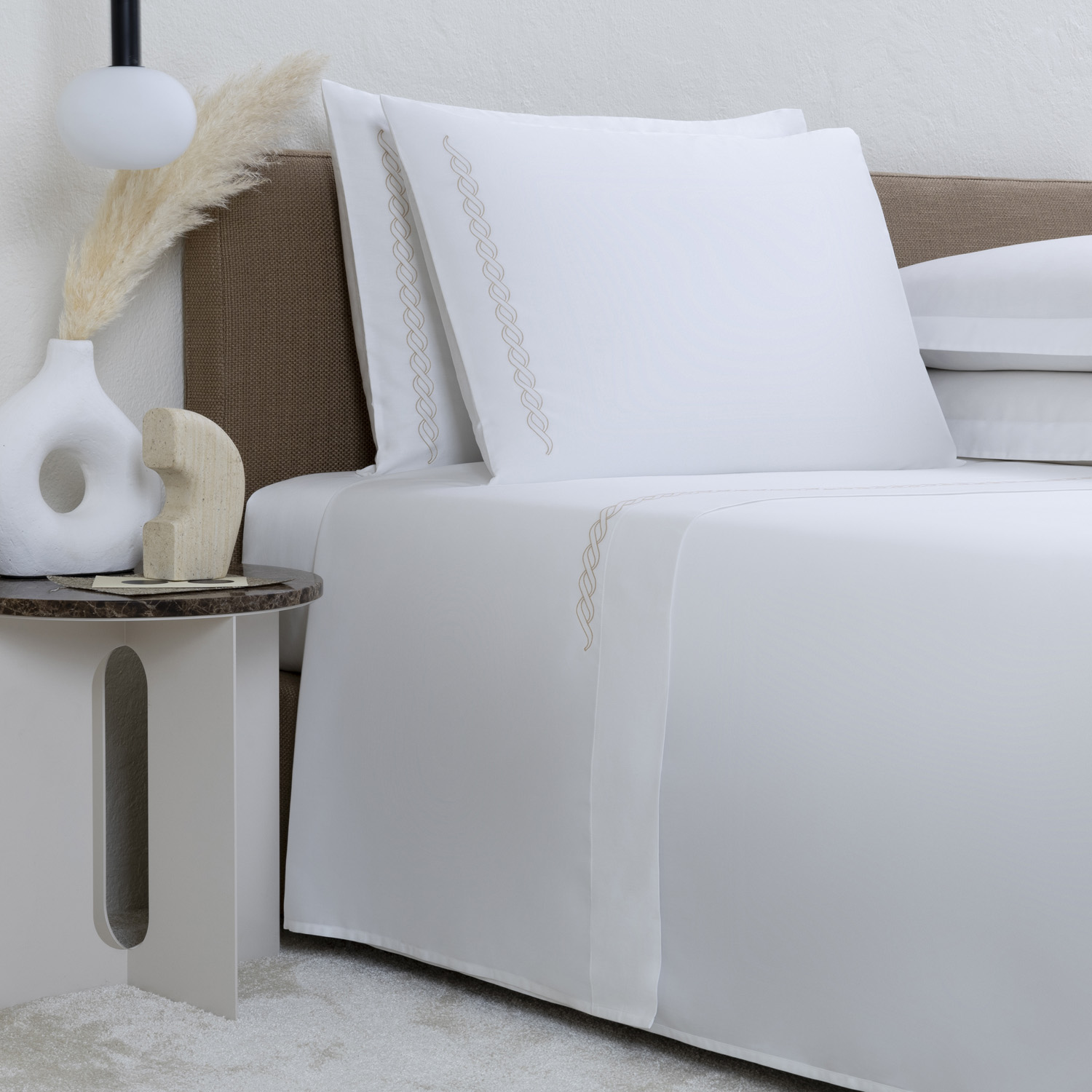 Taormina Embroidered Completo Letto