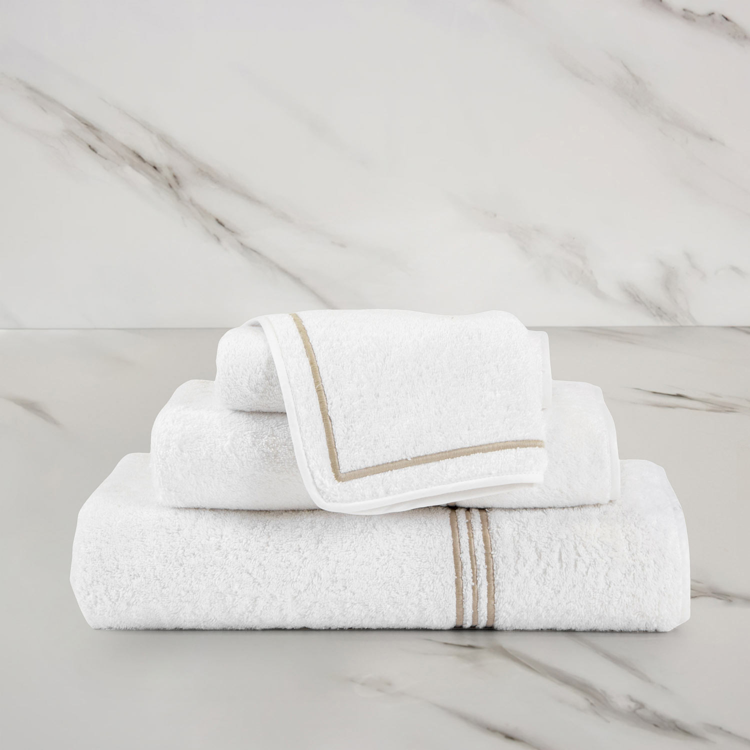 Frette White/Savage Beige Triplo Bourdon Wash Cloth In Cotton | Made In Italy