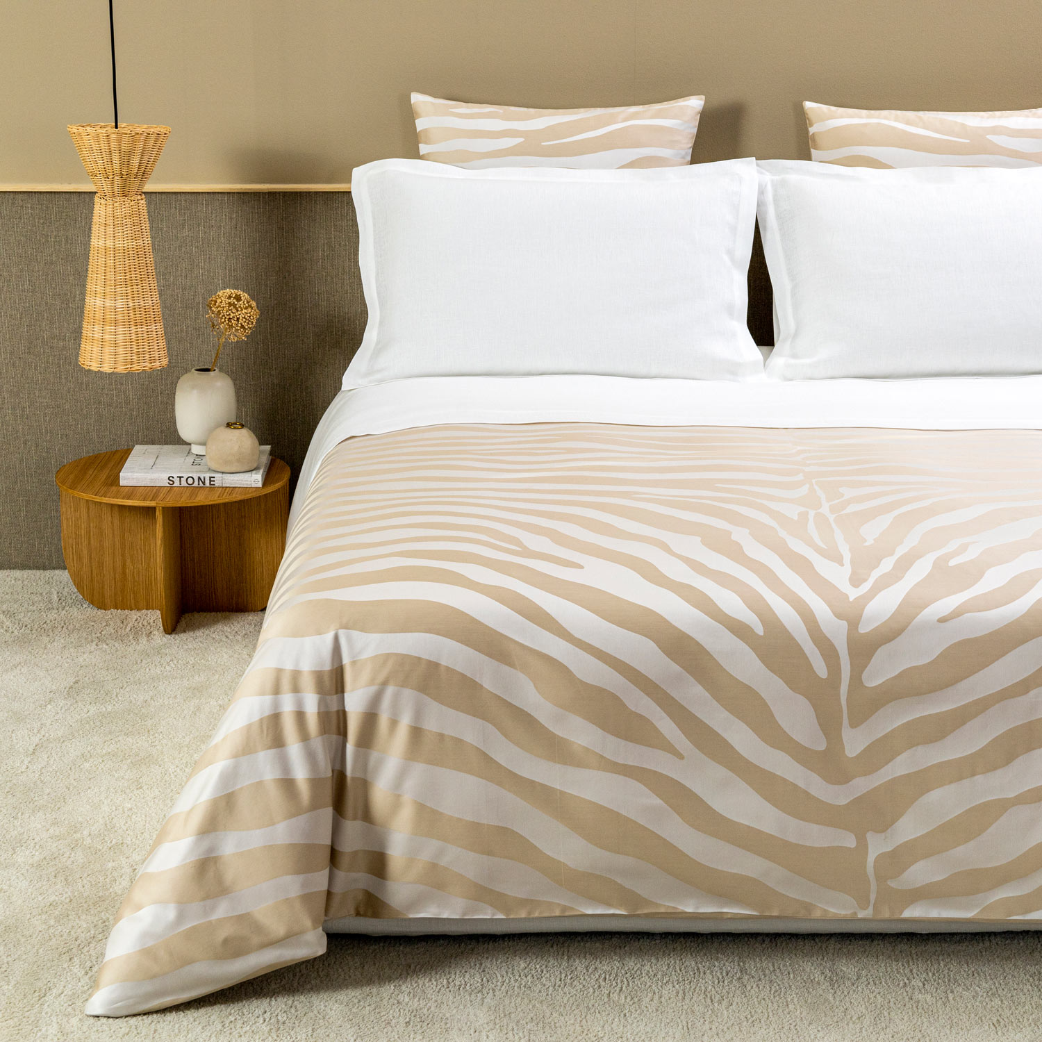 Frette Dunes Duvet Cover In Savage Beige Milk Size King, Cotton Sateen | Made In Italy