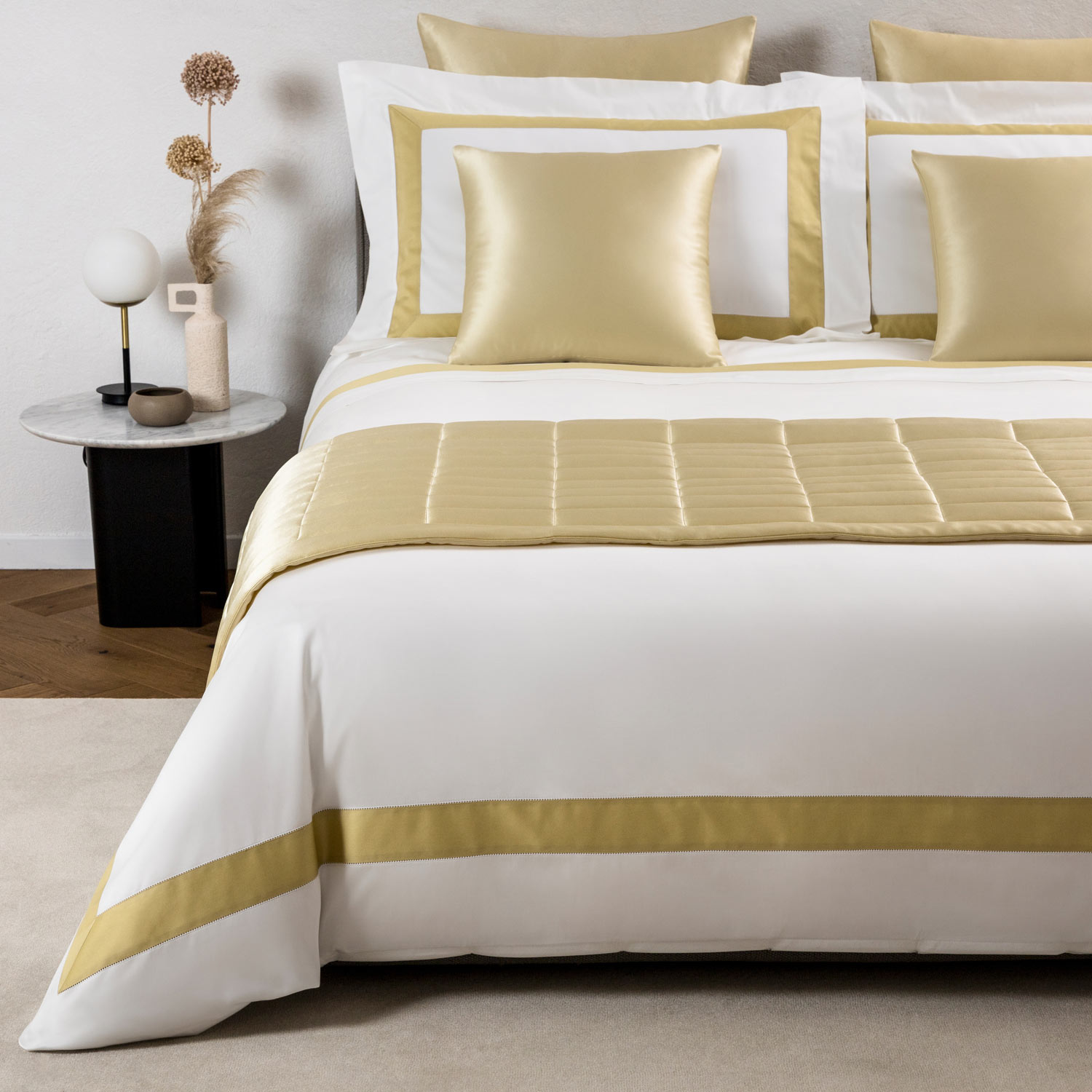 Links Silk Runner