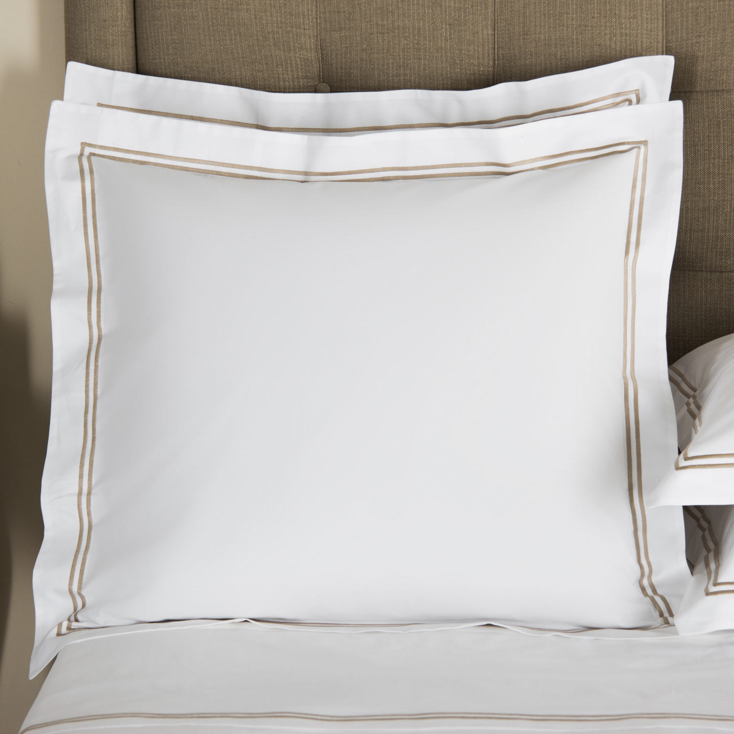 Frette White/Khaki Classic Euro Sham In Size Euro 65, Cotton Percale | Made In Italy