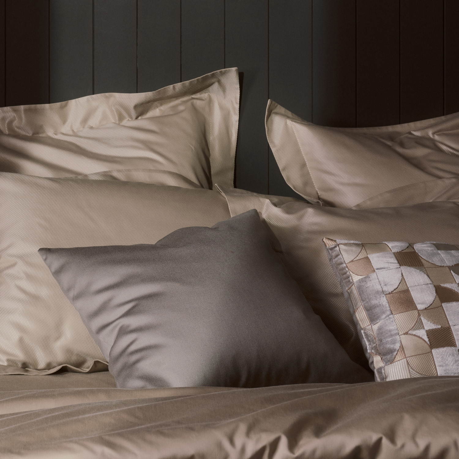 Frette Wollen Sateen Decorative Cushion Cover In Taupe Size Euro 50, Wool | Made In Italy