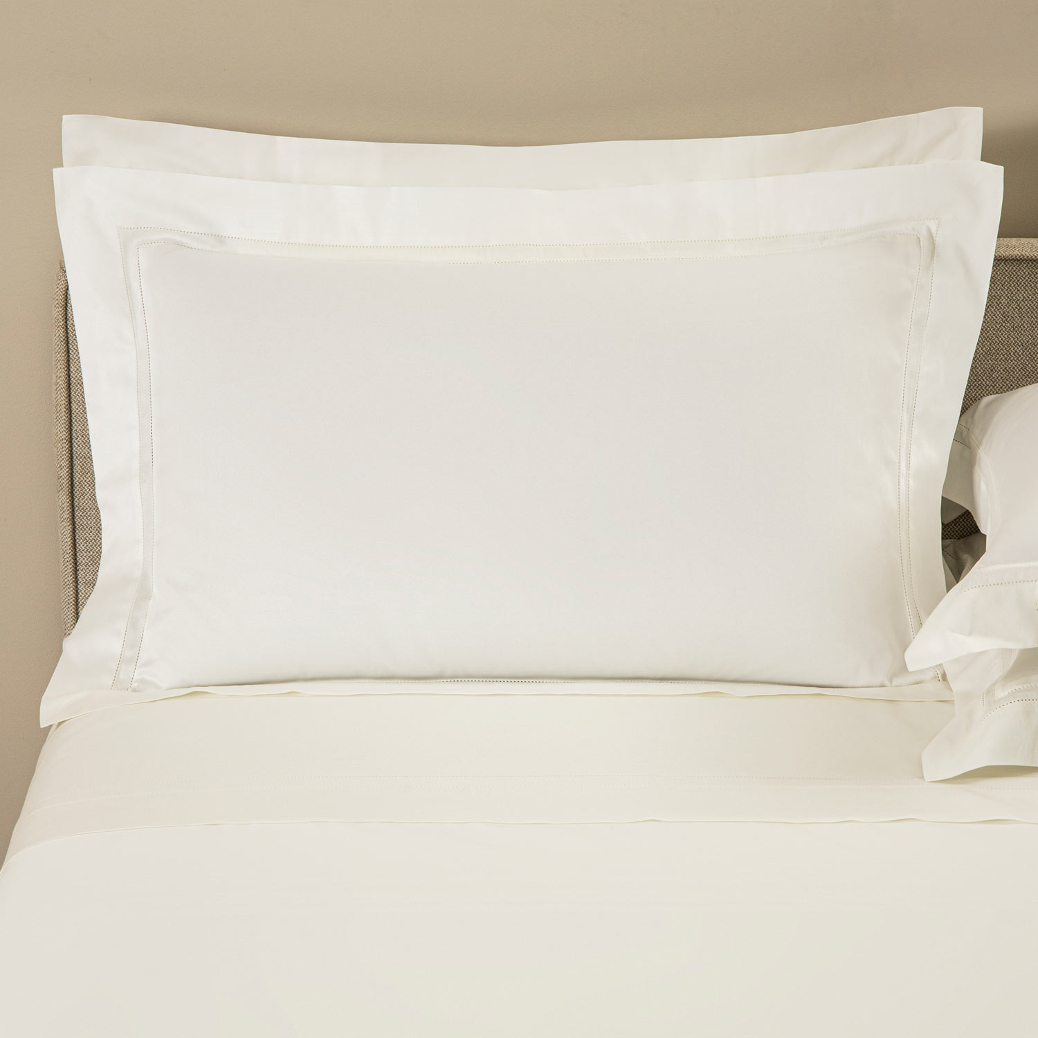 Frette Milk Doppio Ajour Sham In Cotton Sateen | Made In Italy